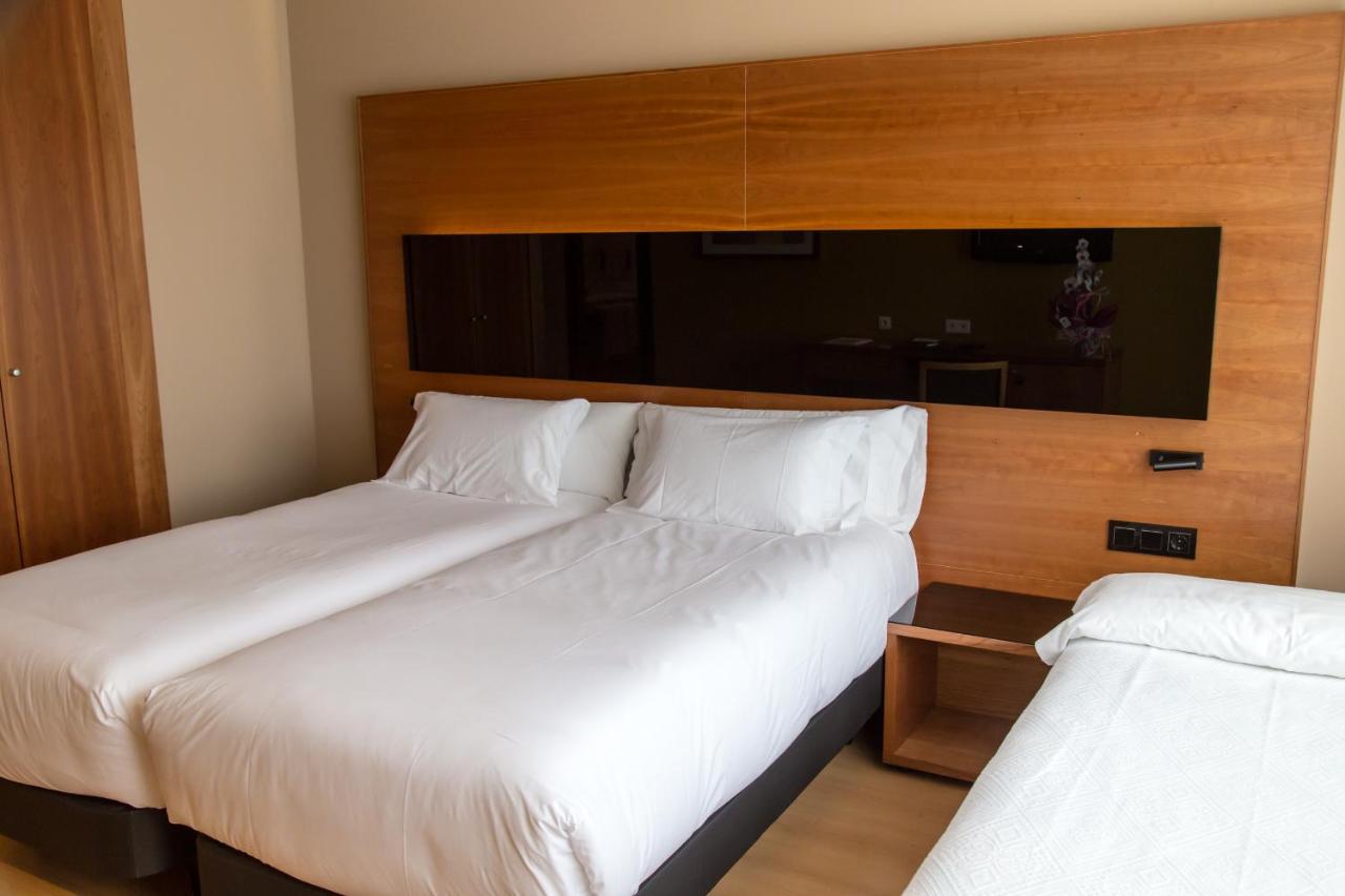 Hq La Galeria Hotel Burgos Luaran gambar