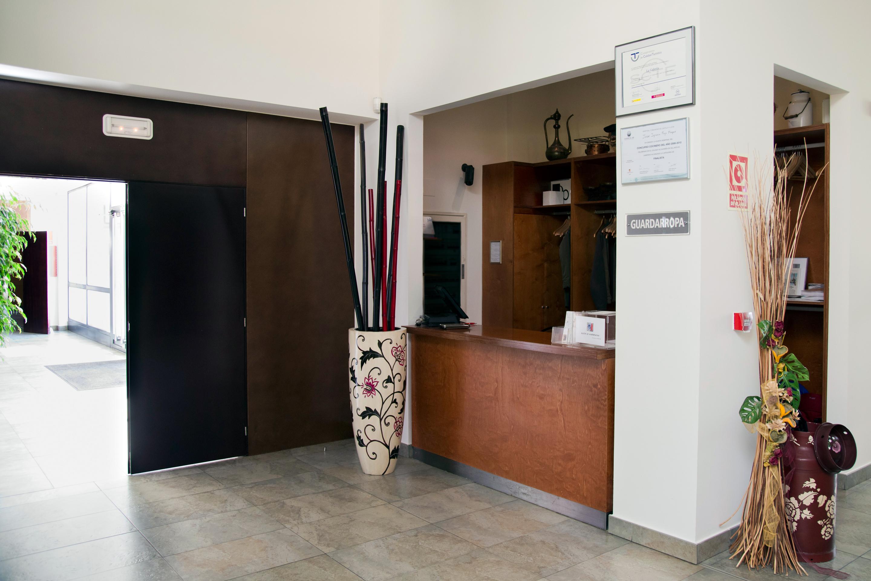 Hq La Galeria Hotel Burgos Luaran gambar