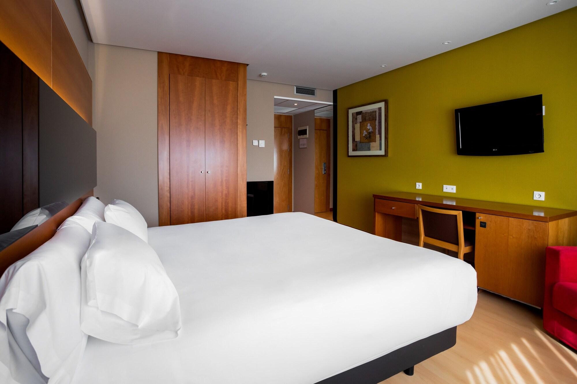 Hq La Galeria Hotel Burgos Luaran gambar