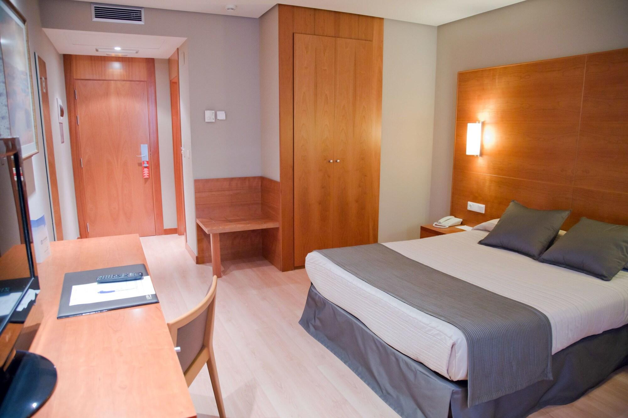 Hq La Galeria Hotel Burgos Luaran gambar